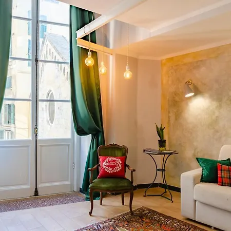 Joivy Superb Flat Near Christopher Columbus' House Daire