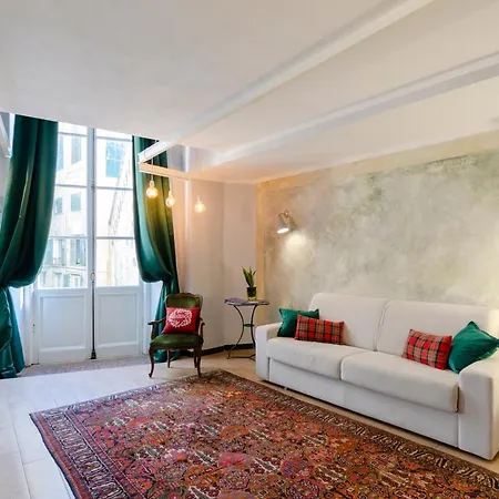アパート Joivy Superb Flat Near Christopher Columbus' House ジェノヴァ