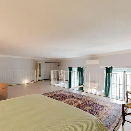Joivy Superb Flat Near Christopher Columbus' House アパート ジェノヴァ