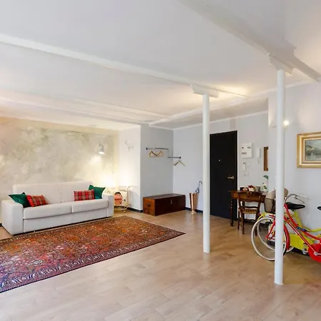 Joivy Superb Flat Near Christopher Columbus' House アパート *