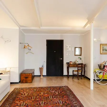 شقة Joivy Superb Flat Near Christopher Columbus' House